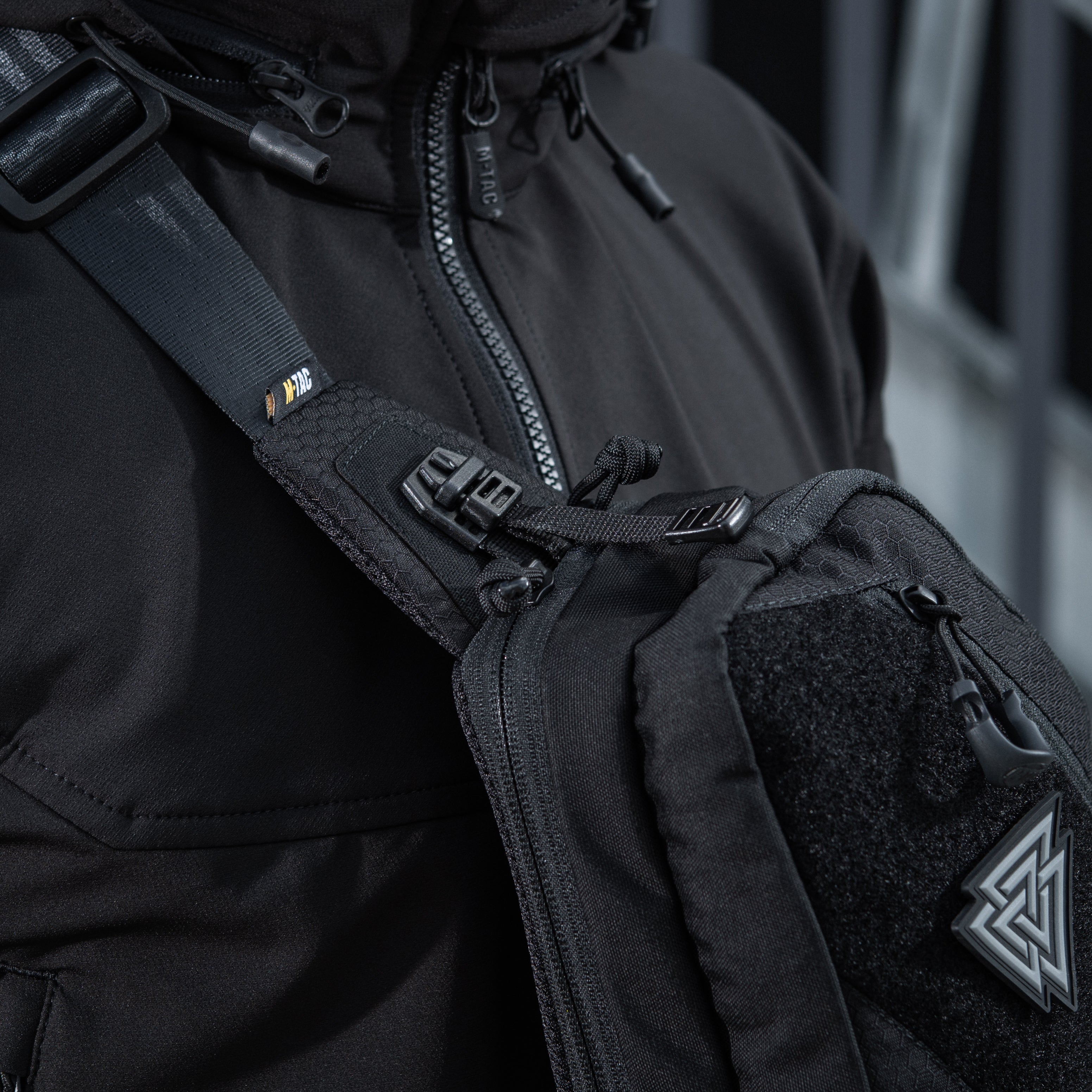 M-Tac Bat Wing Sling Bag Elite Hex