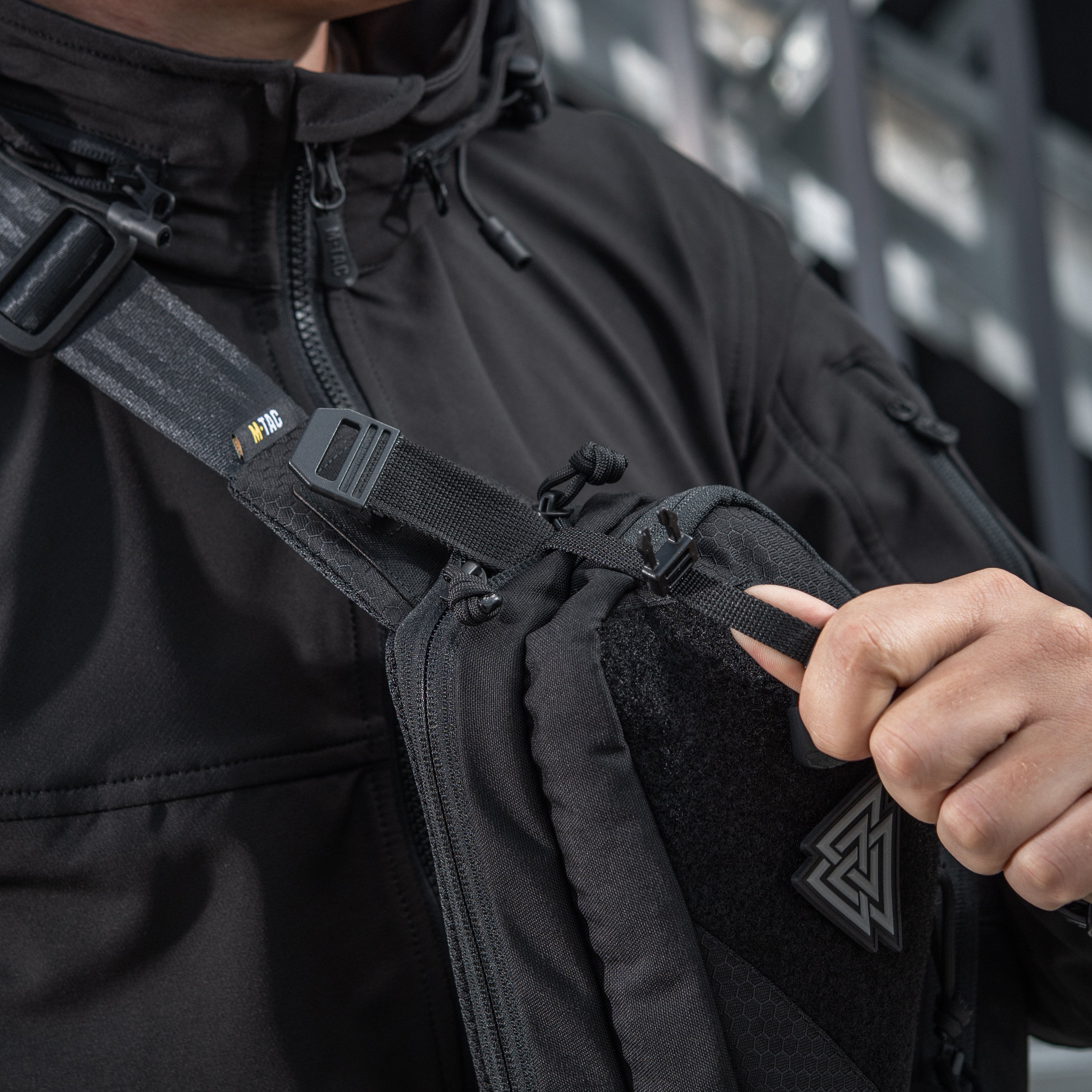 M-Tac Bat Wing Sling Bag Elite Hex