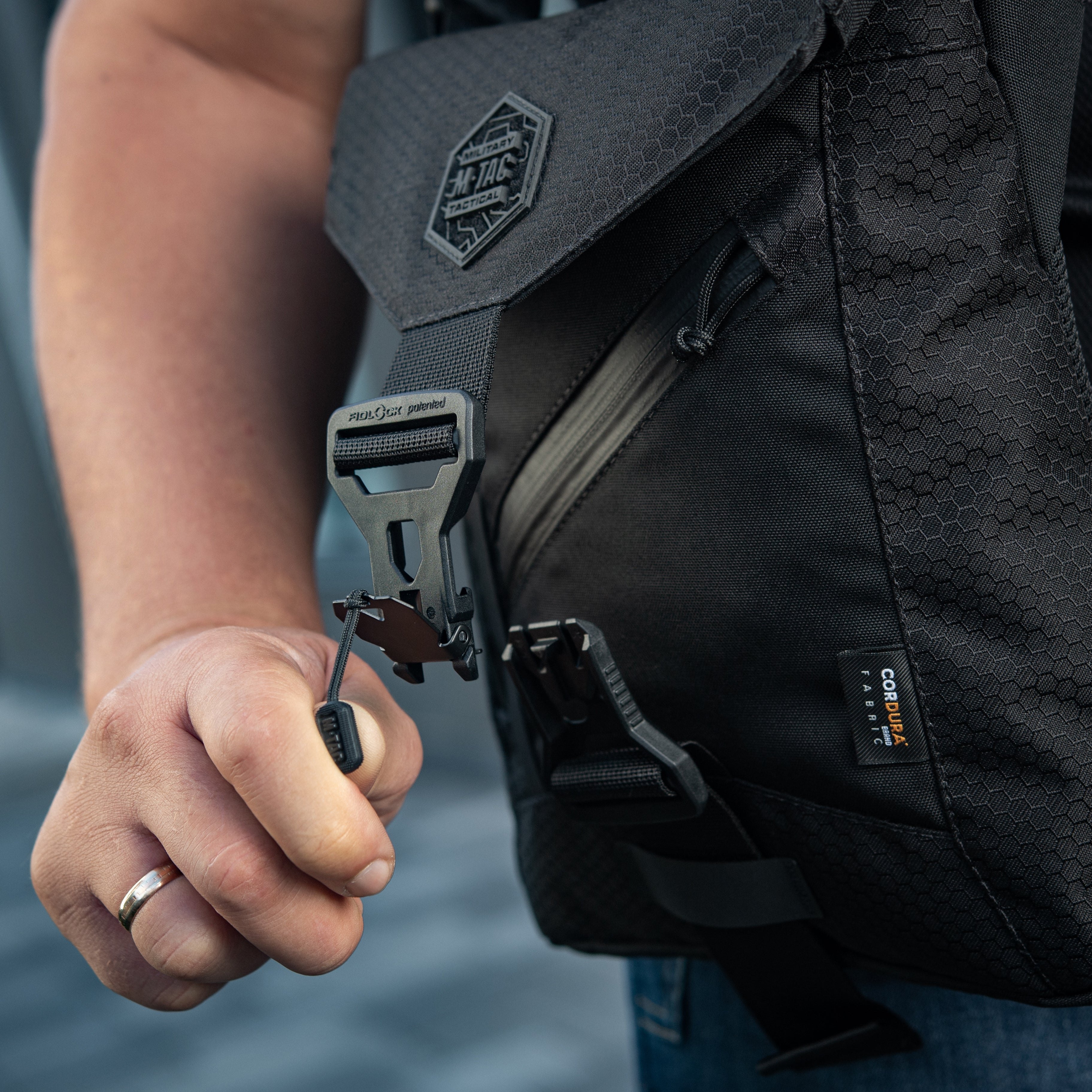 M-Tac Magnet Bag Elite Hex