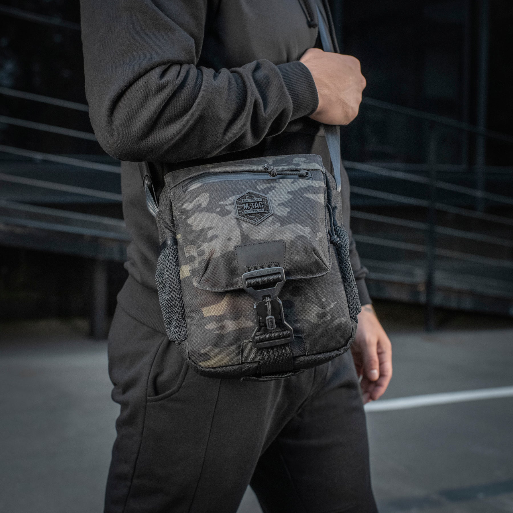 M-Tac Satellite Magnet Bag Elite Hex Black